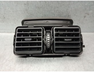 Recambio de aireador para toyota rav 4 v (_a5_, _h5_) 2.5 hybrid awd (axah54) referencia OEM IAM 5886060050 5886048050 