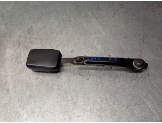 Recambio de enganche cinturon para renault megane iii berlina 5 p 1.2 16v referencia OEM IAM 878162915R 878162915R 