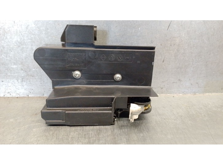 Recambio de cerradura puerta trasera derecha para dacia sandero iii 1.0 tce 90 referencia OEM IAM 825020994R 825020994R 