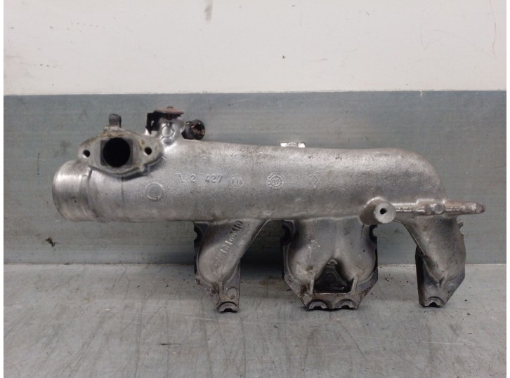 Recambio de colector admision para volvo v40 familiar td referencia OEM IAM SV10100110 3345481 