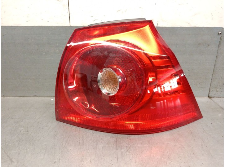 Recambio de piloto trasero derecho para volkswagen golf v (1k1) 1.9 tdi 4motion referencia OEM IAM 1K6945096AA 1K6945096AA 