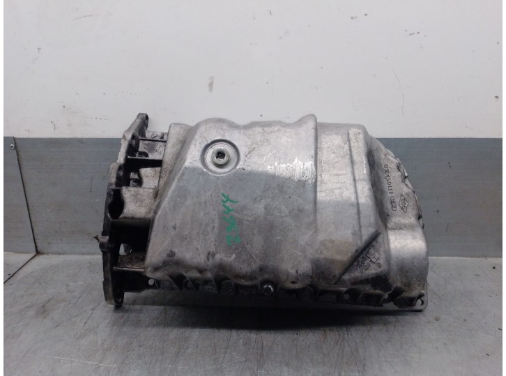 Recambio de carter para volvo v40 familiar td referencia OEM IAM 330450111 30816733 