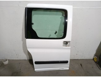 Recambio de puerta lateral corredera derecha para citroën berlingo 1.9 diesel referencia OEM IAM 9008E5 9008E5 