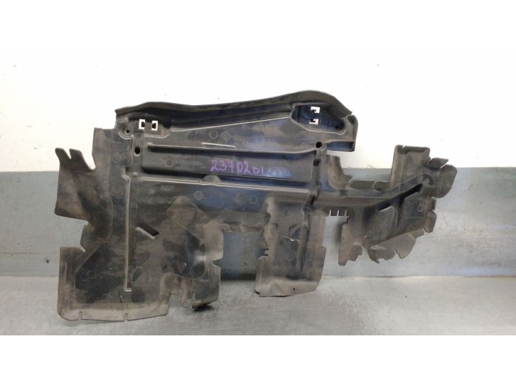 Recambio de molduras delanteras para citroën c3 iii (sx) 1.2 puretech 82 referencia OEM IAM 9836122580 9836122580 