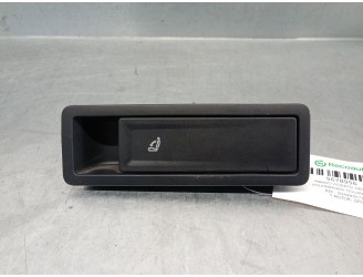 Replacement right seat control for Volkswagen Tiguan (5N_) 2.0 TDI OEM IAM reference 5NA885671G 5NA885671G 