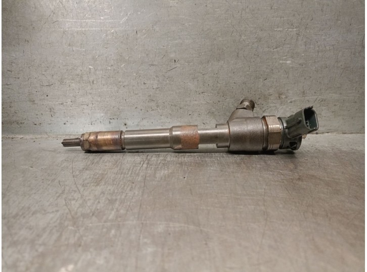 Recambio de inyector para dacia duster (hs_) 1.5 dci (hsaj) referencia OEM IAM 0445110652 0445110652 