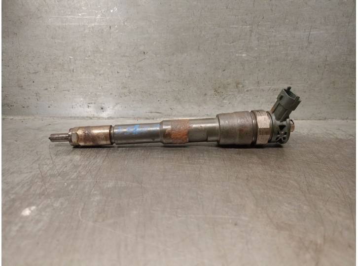 Recambio de inyector para dacia duster (hs_) 1.5 dci (hsaj) referencia OEM IAM 0445110652 0445110652 