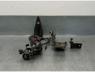 Recambio de bisagra puerta trasera izquierda para lancia voyager monospace (404_) 2.8 crd (rt, 53) referencia OEM IAM 5020673AE 