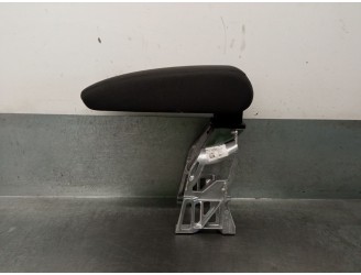 Recambio de apoyabrazos central para audi q3 (f3b) 35 tdi referencia OEM IAM 83A864283 83A864283 