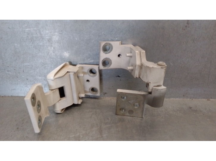 Recambio de bisagra porton para citroën berlingo 1.9 diesel referencia OEM IAM 871773 871770 