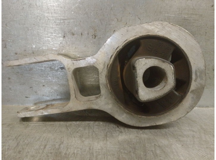 Recambio de soporte motor para fiat tipo sedán (356_, 357_) 1.4 (356sxa1b) referencia OEM IAM 52026839 52026839 