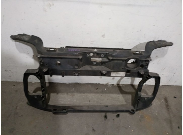 Replacement front panel for Fiat Panda (169) 1.2 CAT OEM IAM reference 51700202 51700202 