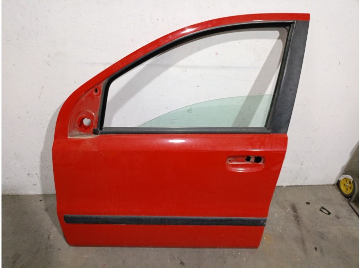 Recambio de puerta delantera izquierda para fiat panda (169) 1.2 cat referencia OEM IAM 46826375 46826375 