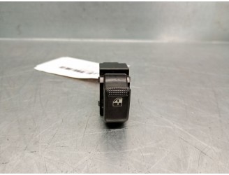 Recambio de mando elevalunas delantero derecho para kia shuma ii 1.6 cat referencia OEM IAM 0K2N166360D 0K2N166360D 