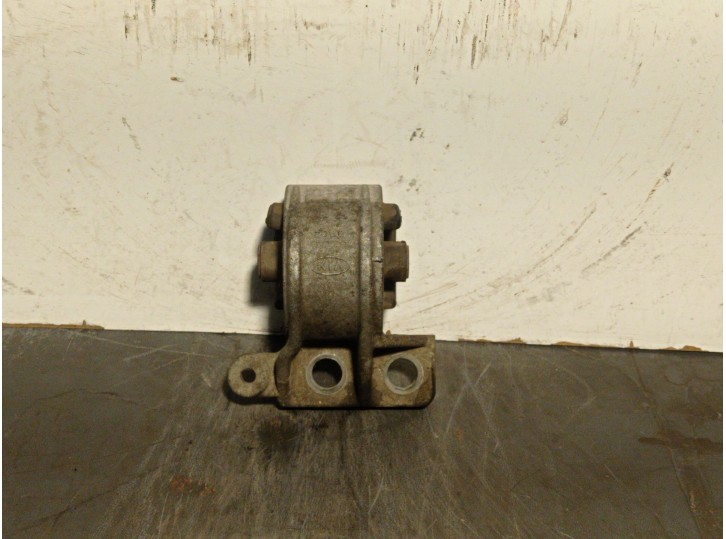 Recambio de soporte motor derecho para kia shuma ii 1.6 cat referencia OEM IAM K2A139060 K2N439060B 