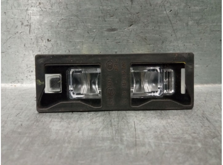 Recambio de piloto matricula para audi q3 (f3b) 35 tdi referencia OEM IAM 8W6943021A 8W6943021A 