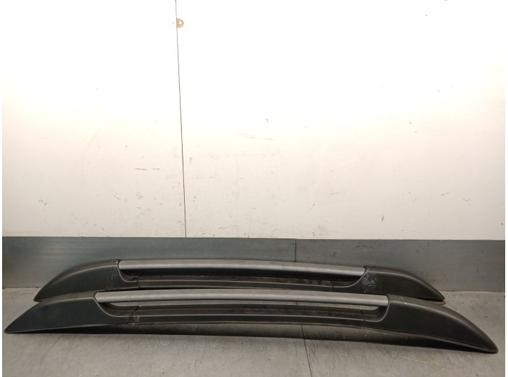 Recambio de portaequipajes para dacia sandero ii 0.9 tce cat referencia OEM IAM 738200493R 738200493R 