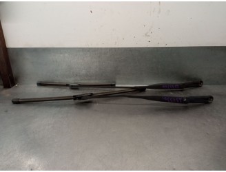 Recambio de brazo limpia delantero derecho para fiat panda (169) 1.2 cat referencia OEM IAM 735363568 735363566 