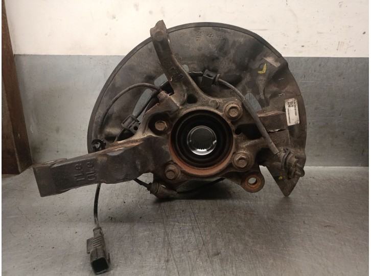 Recambio de mangueta delantera derecha para hyundai tucson (tl, tle) 1.7 crdi referencia OEM IAM 51716D7000 51716D7000 