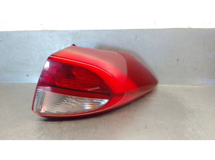 Recambio de piloto trasero derecho para hyundai tucson (tl, tle) 1.7 crdi referencia OEM IAM 92402D7100 92402D7100 