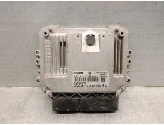 Recambio de centralita motor uce para fiat linea (323_, 110_) 1.6 d multijet referencia OEM IAM 51828300  0281015575 BOSCH