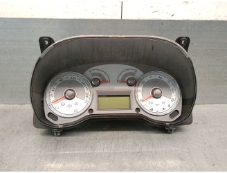 Recambio de cuadro instrumentos para fiat linea (323_, 110_) 1.6 d multijet referencia OEM IAM 51832216 51832216 MAGNETI