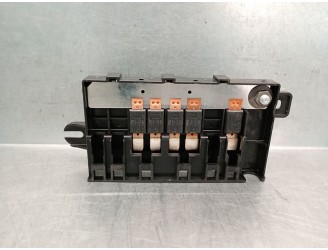 Recambio de caja reles / fusibles para bmw serie 3 lim. (f30) 318d referencia OEM IAM 10688710 