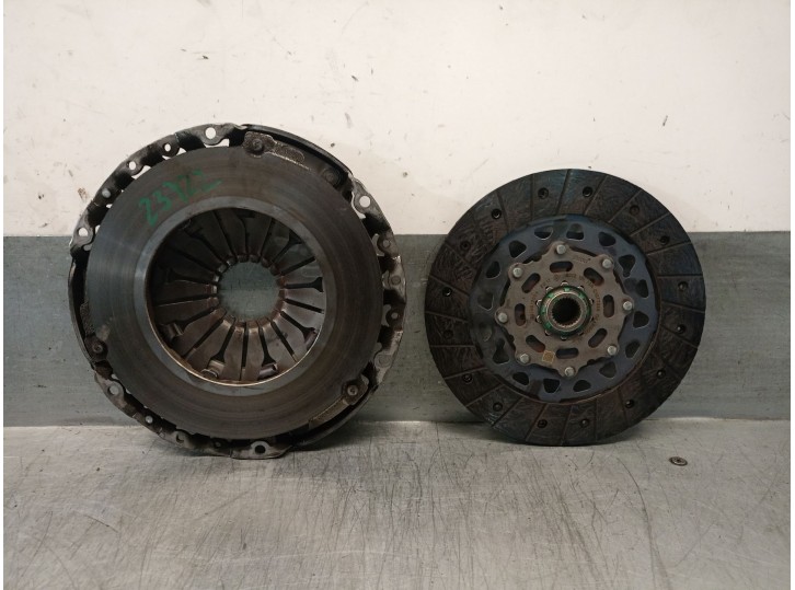 Recambio de kit embrague para dacia sandero iii 1.0 tce 90 referencia OEM IAM 302103230R 302056062R 