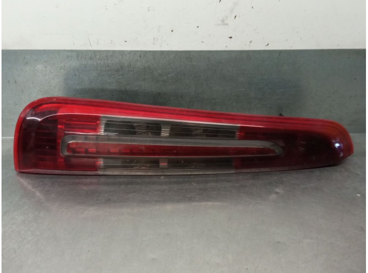 Recambio de piloto trasero izquierdo para ford focus c-max (cap) 2.0 tdci cat referencia OEM IAM 1347455 1347455 