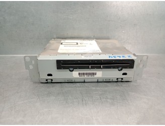 Replacement audio system / CD radio for BMW 3 Series sedan (F30) 318d OEM IAM reference 9311297 