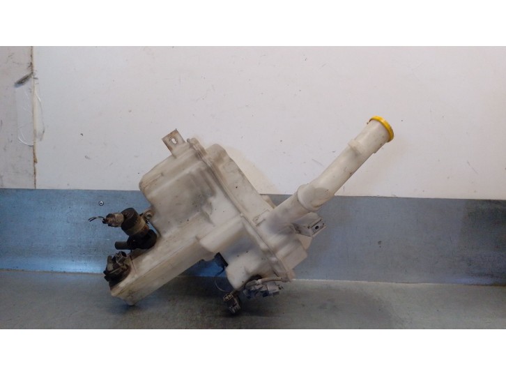 Recambio de deposito limpia para mazda 5 berl. (cr) 2.0 diesel cat referencia OEM IAM 860142728 CC3367480A 