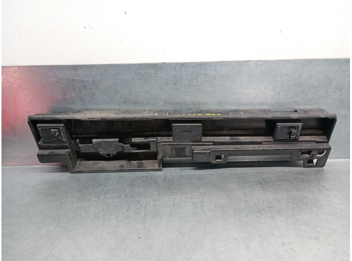 Recambio de refuerzo lateral para bmw serie 3 lim. (f30) 318d referencia OEM IAM 51777256917 