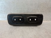 Recambio de mando elevalunas delantero derecho para hyundai accent (x3) 1.5 12v cat referencia OEM IAM 9357022000 9357022000 