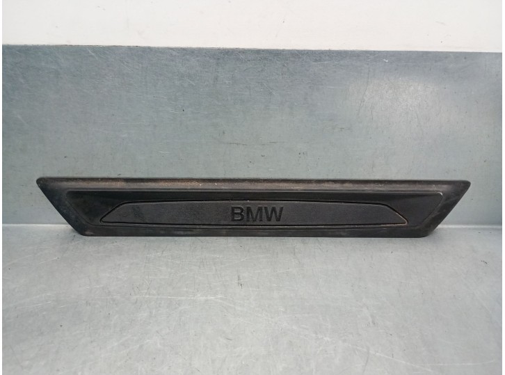 Recambio de moldura para bmw serie 3 lim. (f30) 318d referencia OEM IAM 51477263315  