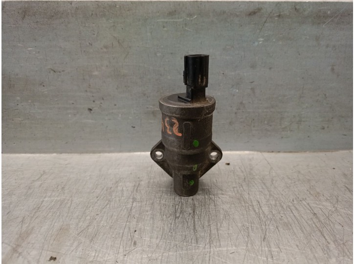Replacement idle valve for Ford Focus sedan (CAK) 1.6 16V cat OEM IAM reference 1149611 1149611 