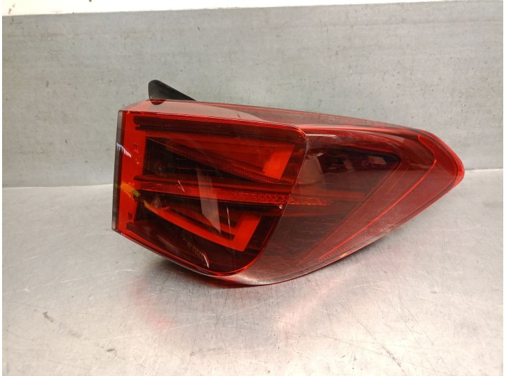 Replacement right rear light for Cupra Leon SP KL / CFDUCAX0 1.5 Leon SP e-hybrid200 OEM IAM reference 5FA945208D 5FA945