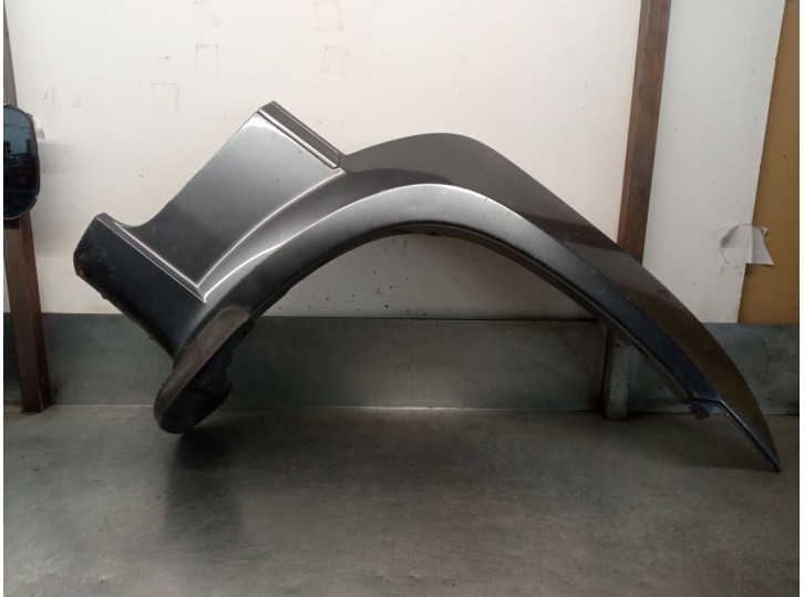 Replacement front right fender for Hyundai Terracan (HP) 2.9 CRDi CAT OEM IAM reference 87742H1020 87744H1020 