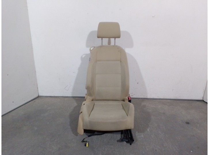 Replacement front right seat for Volkswagen Golf V (1K1) 1.9 TDI 4Motion OEM IAM reference 1K3881106D 