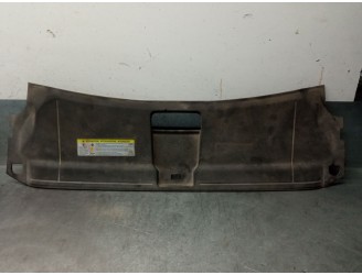 Recambio de molduras delanteras para audi q3 (8ub, 8ug) 2.0 tdi referencia OEM IAM 8U0807081C  