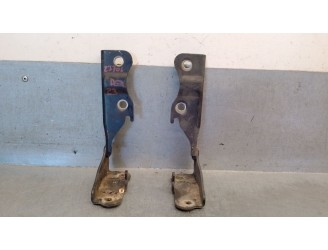 Replacement hood hinge for Hyundai Terracan (HP) 2.9 CRDi CAT OEM IAM reference 79410H1000 79420H1000 