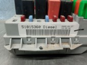 Recambio de caja reles / fusibles para fiat linea (323_, 110_) 1.6 d multijet referencia OEM IAM 51815360 51815360 