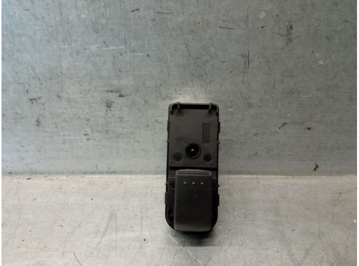 Recambio de mando elevalunas trasero izquierdo para fiat linea (323_, 110_) 1.6 d multijet referencia OEM IAM 735442336 73544233