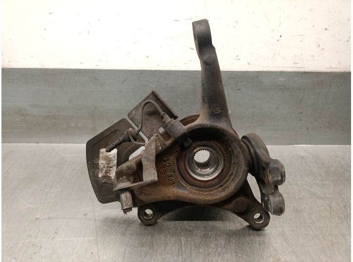 Recambio de mangueta delantera derecha para peugeot 407 2.2 cat referencia OEM IAM 364797 364797 