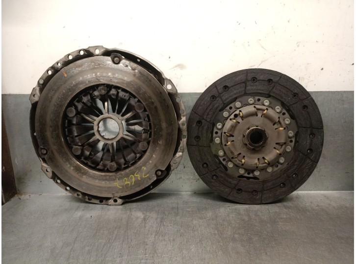 Recambio de kit embrague para seat alhambra (710, 711) 1.4 tsi referencia OEM IAM 06F141015 06F141015 LUK