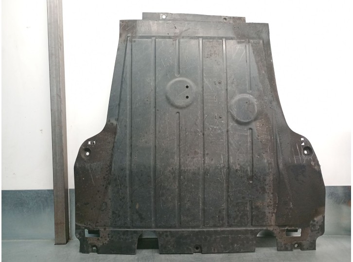 Recambio de cubrecarter para renault clio iv 0.9 referencia OEM IAM 8200540585  CESTA 37