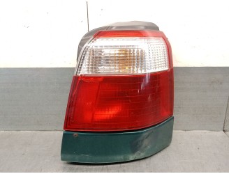 Recambio de piloto trasero derecho para subaru forester s10 (sf) 2.0 cat referencia OEM IAM 22020697 84201FC120 KOITO