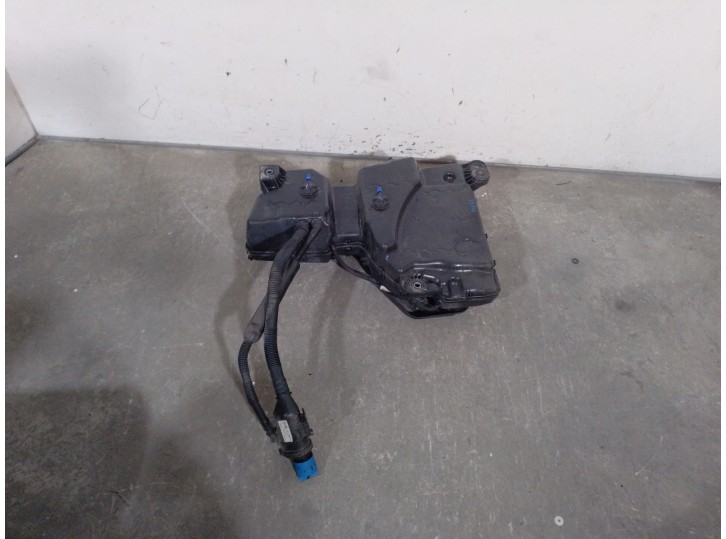 Recambio de deposito combustible para volkswagen tiguan (5n_) 2.0 tdi referencia OEM IAM 5QF131877H 5QF131877H 