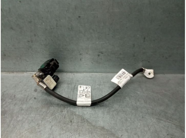 Recambio de cableado para dacia sandero iii 1.0 tce 90 referencia OEM IAM 240808883R P240808883R 