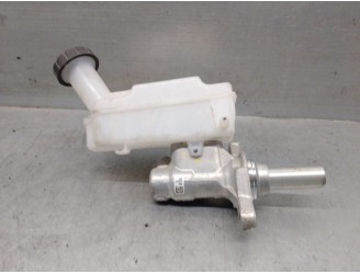 Recambio de bomba freno para dacia sandero iii 1.0 tce 90 referencia OEM IAM 460912995R 460912995R 