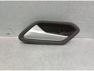 Recambio de maneta interior trasera izquierda para dacia sandero iii 1.0 tce 90 referencia OEM IAM 806712779R 806712779R 